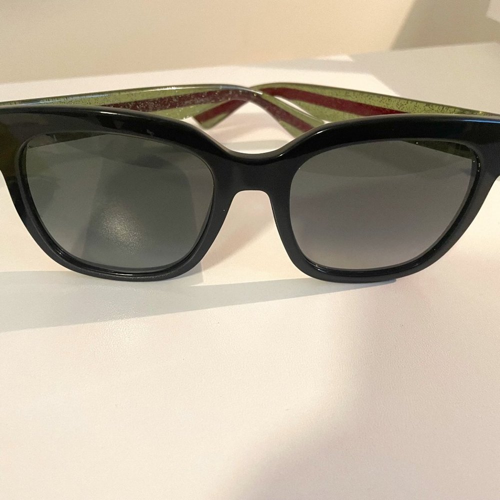 Black Gucci Sunglasses, Women's, Glitter Green and Red Web on Temples